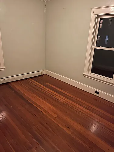 288 Woodford St #3 Photo 1