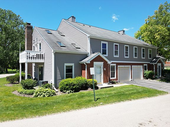 4th image of 145 S Stonington Dr