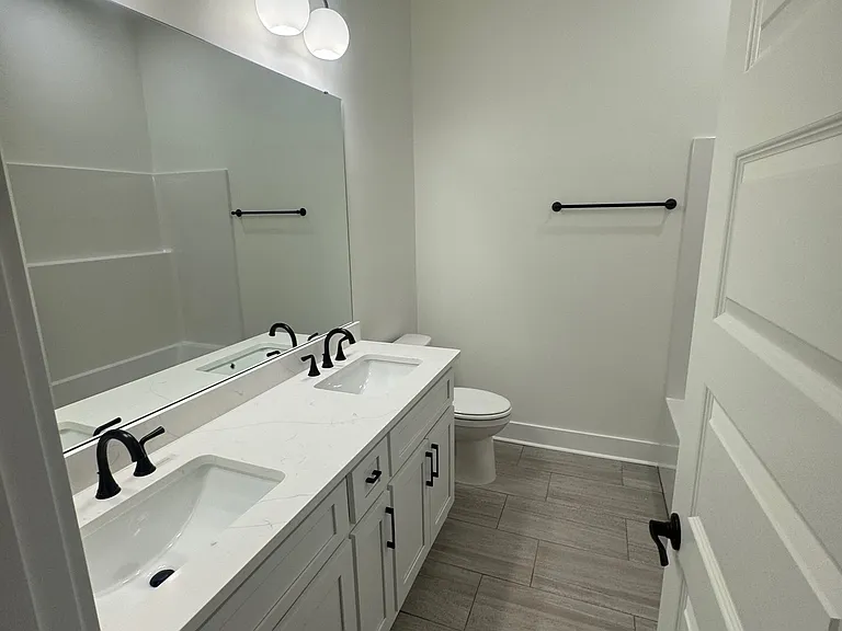 16 Saint Cloud Way — Photo 11