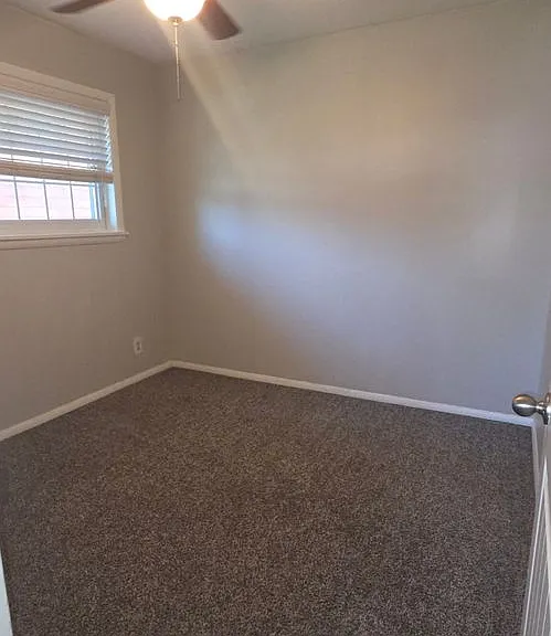 Colonial Terrace — Photo 45