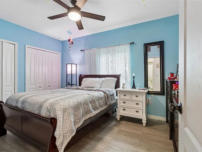 13046 Linden Dr — Photo 11