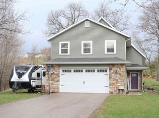 W11522 Demynck Rd, Lodi, WI 53555