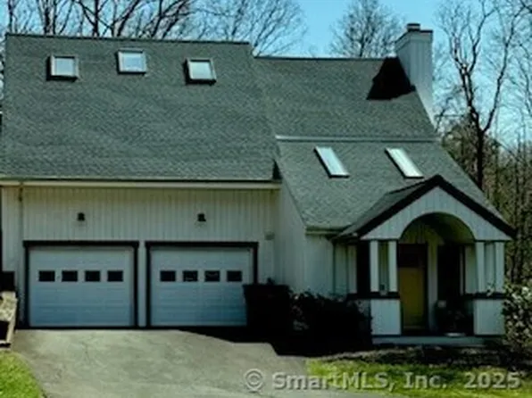 25 Hidden Place, Cheshire, CT 06410