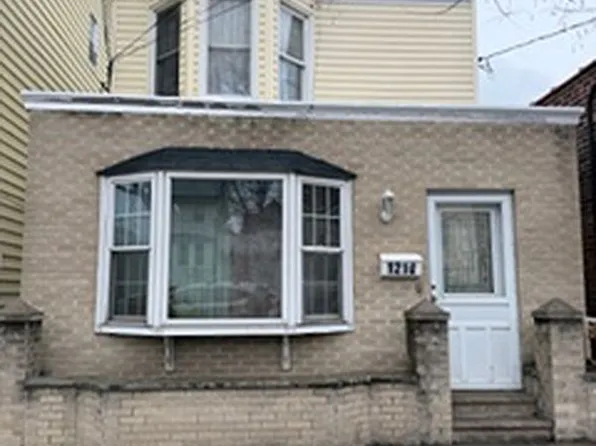 1210 Havemeyer Ave #Penthouse, Bronx, NY 10462