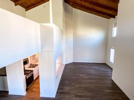 3719 Esplanade W, Marina Del Rey, CA