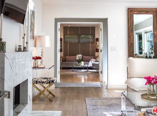 5625 Valley Oak Dr, Los Angeles, CA 90068