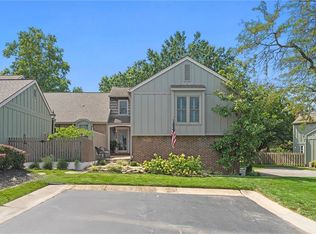 4321 W 111th Ter, Leawood, KS 66211