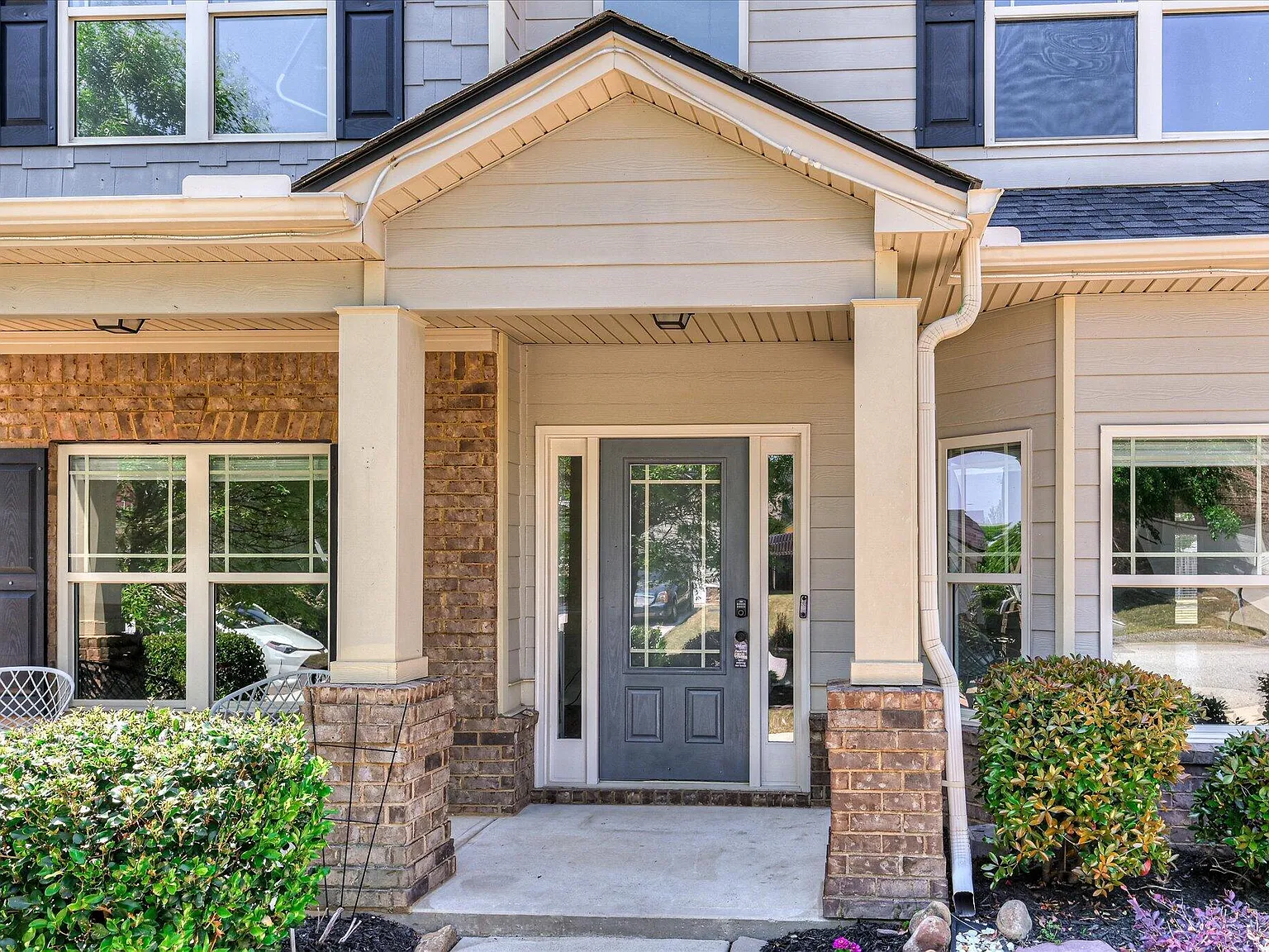 5 bed, 3.5 bath, 4200 sqft, $2,750 — Photo 4