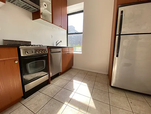 Rented by Corcoran | media 7