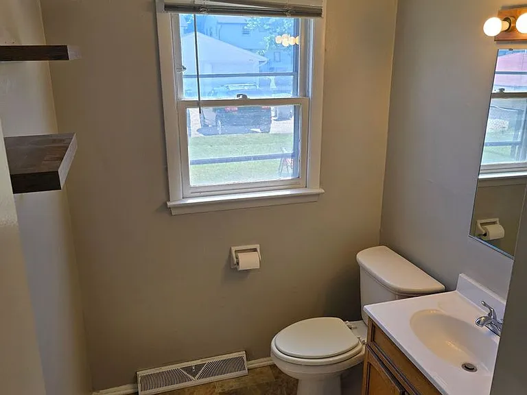 8576-8578 N 107th St. (Townhouse) — Photo 11