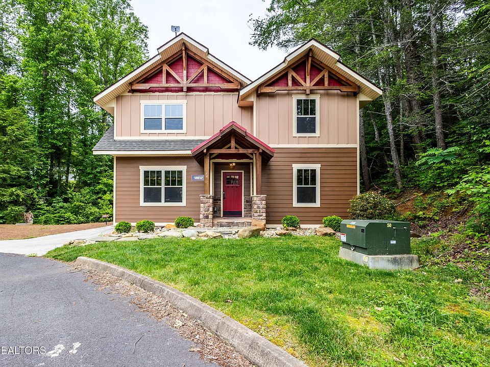 1st image of 1128 Anastasia Way