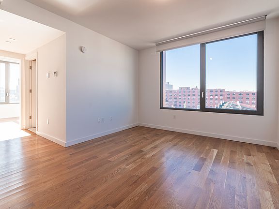 3rd image of 54 Noll St #3771