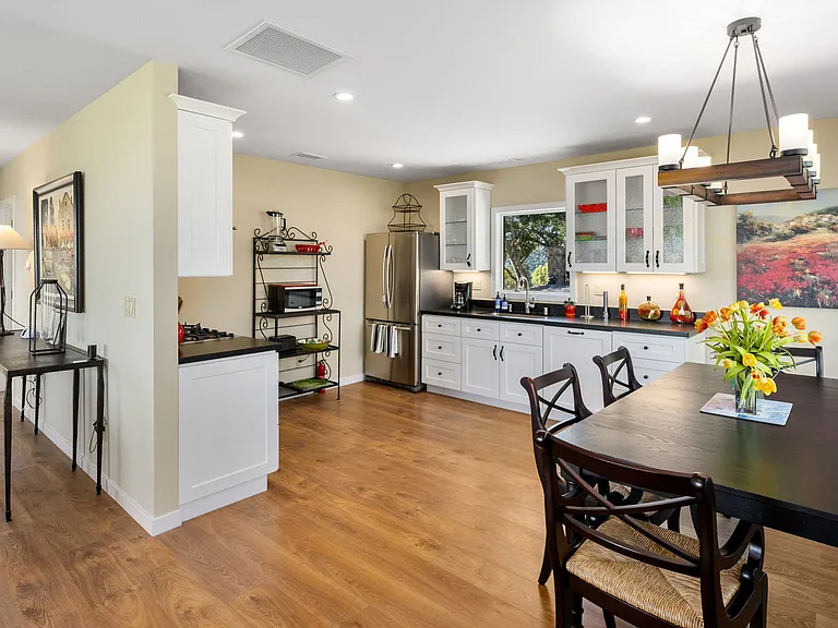 Guest house kitchen