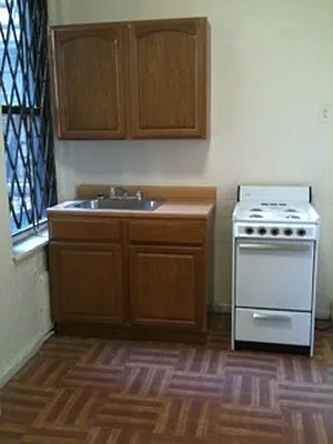 Rented by Anthony Mariano, lreb | media 21