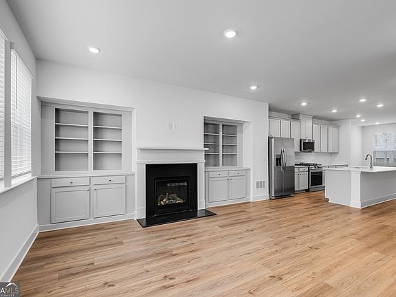 6th image of this home