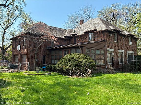 2nd image of 14590 Abington Ave