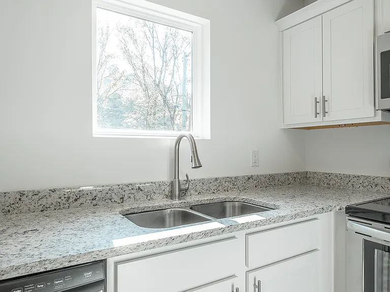 79 Shallowford Rd — Photo 14