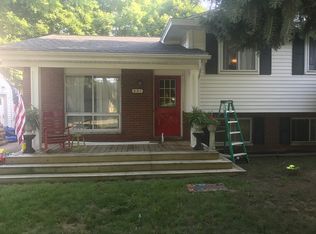 251 Fabius Dr, Troy, MI 48098