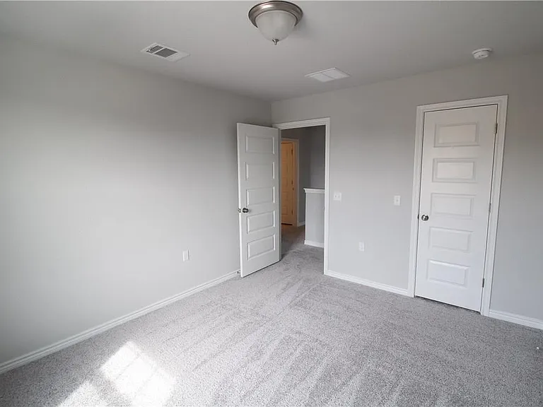 1320 Ambler Dr — Photo 18