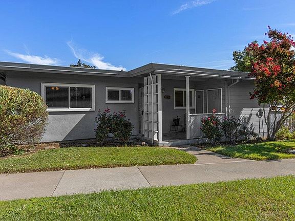 2nd image of 2831 Santa Paula Ct