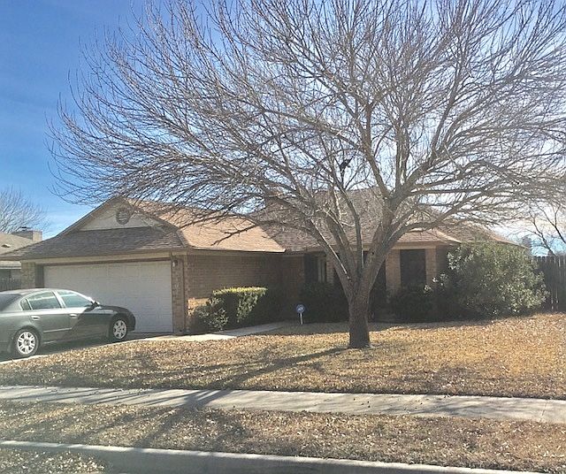 1st image of 3302 Forest Hill Dr