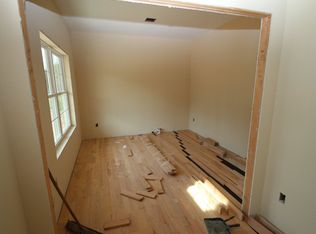 65 Round Hill Rd, Manchester, CT 06040