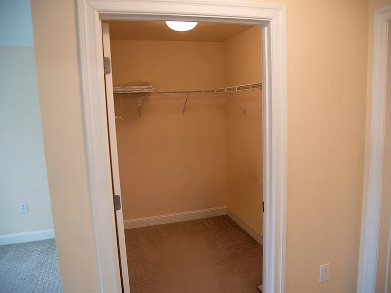 8 Crowninshield St #210 — Photo 12