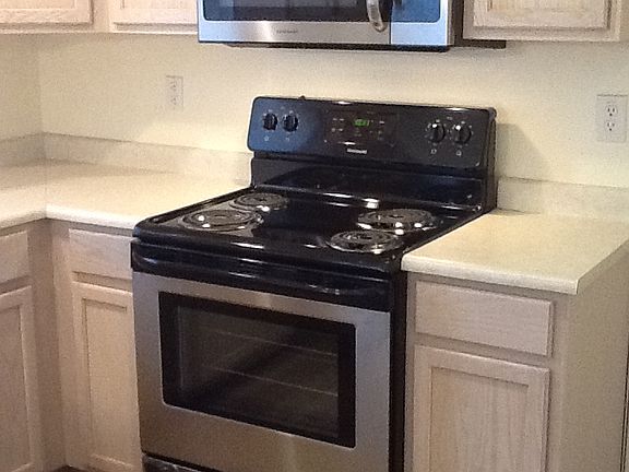 5th image of 2231 E Donald Dr