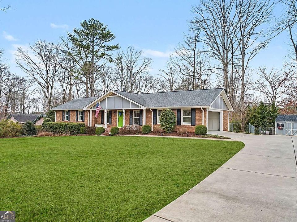 1st image of 3690 Hickory Cir SE