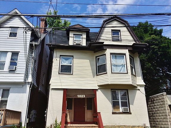 2nd image of 1023 Mellon St APT 1