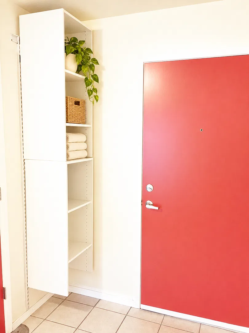 Convenient Apartments on Cap Hill! — Photo 3