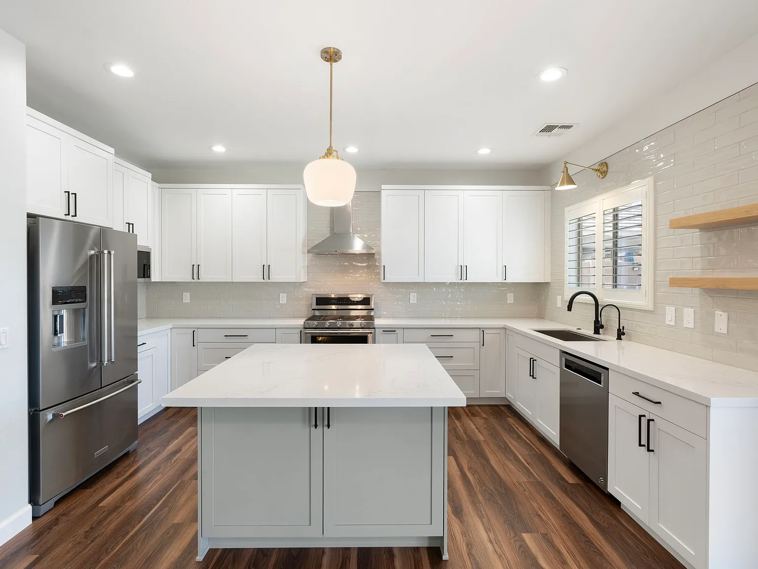 4 bed, 3.5 bath, 2172 sqft, $3,200 — Photo 4