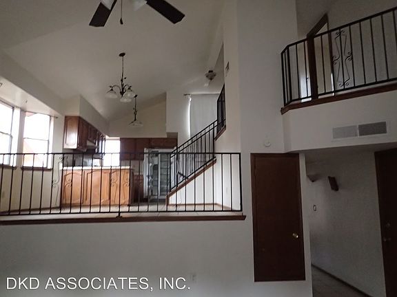 4th image of 11749 McAuliffe Dr