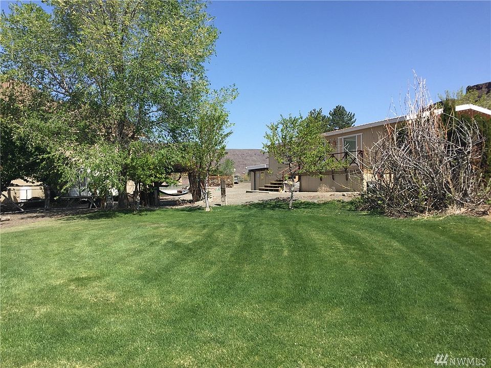 1st image of 25030 Wanapum St SW