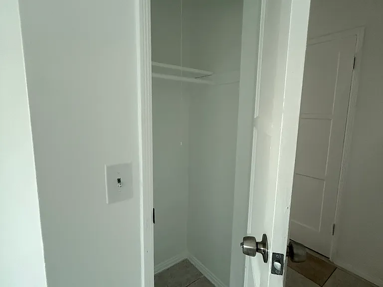 629 N Fickett St #629 — Photo 8