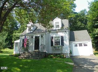 234 Fairfield Pl, Fairfield, CT 06824