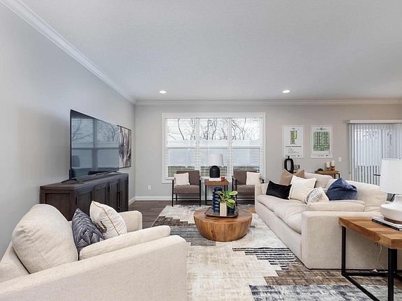 2nd image of 3868 Orchard Dr