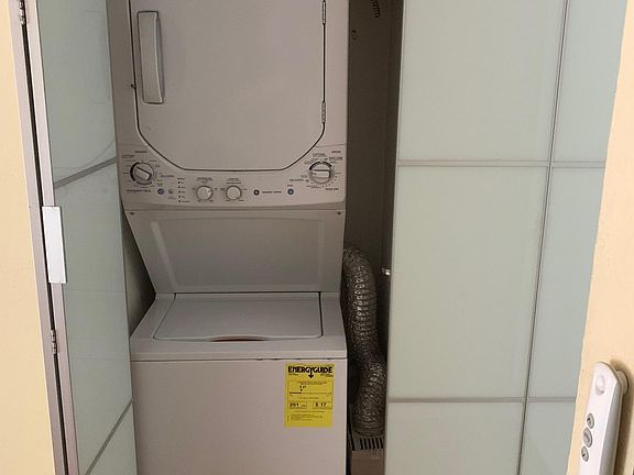 5th image of 9301 SW 92nd Ave APT 313-C