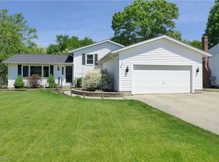 4777 Emerald Ln, Brunswick, OH 44212