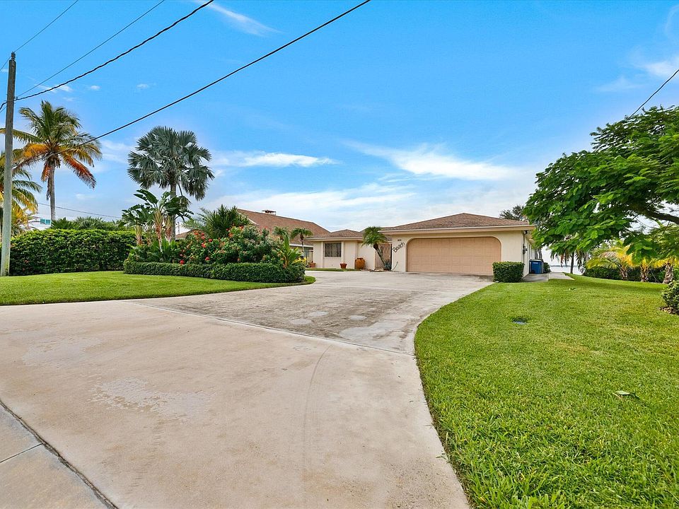 1st image of 1701 Bayshore Dr