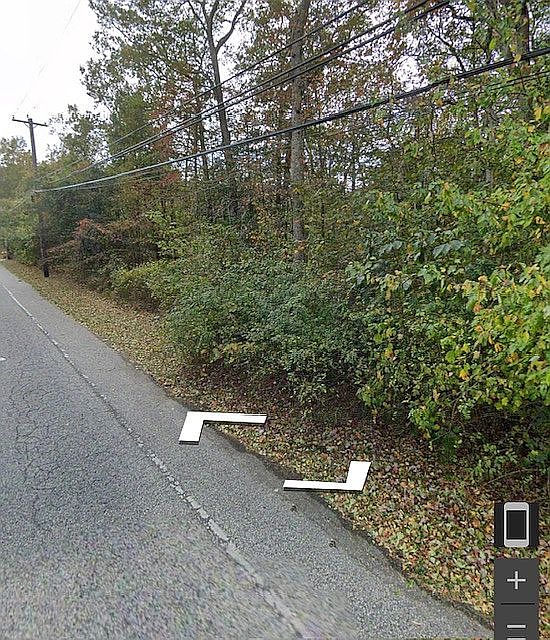 2nd image of 609 Goshen Rd
