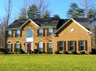 7426 Beckwith Ln, Clifton, VA 20124