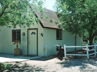 695 W Living Tree Ln, Paulden, AZ 86334