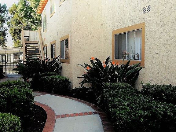 4th image of 510 E Orangewood Ave APT 107