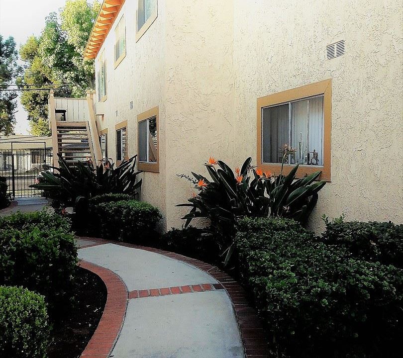 1st image of 510 E Orangewood Ave APT 106