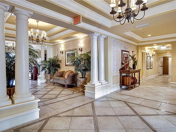 4th image of 1064 N Tamiami Trl Unit 1225