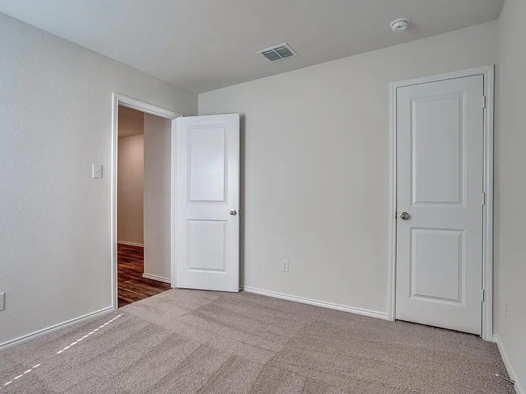 1809 River Crossing Dr — Photo 18