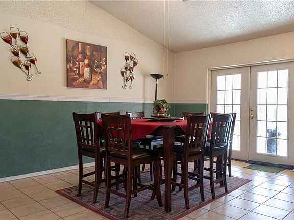 3rd image of 3713 Cibolo Dr