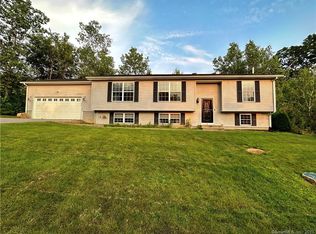 3 Sterling Ridge Ln UNIT 3, Sterling, CT 06377