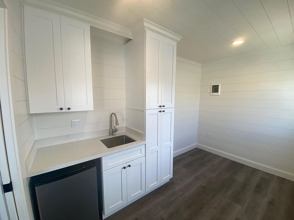 1st image of 152 N Coast Hwy N #34